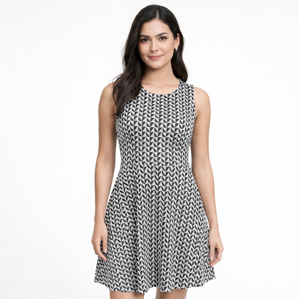 New York & Company Sleeveless 2-Pocket Dress